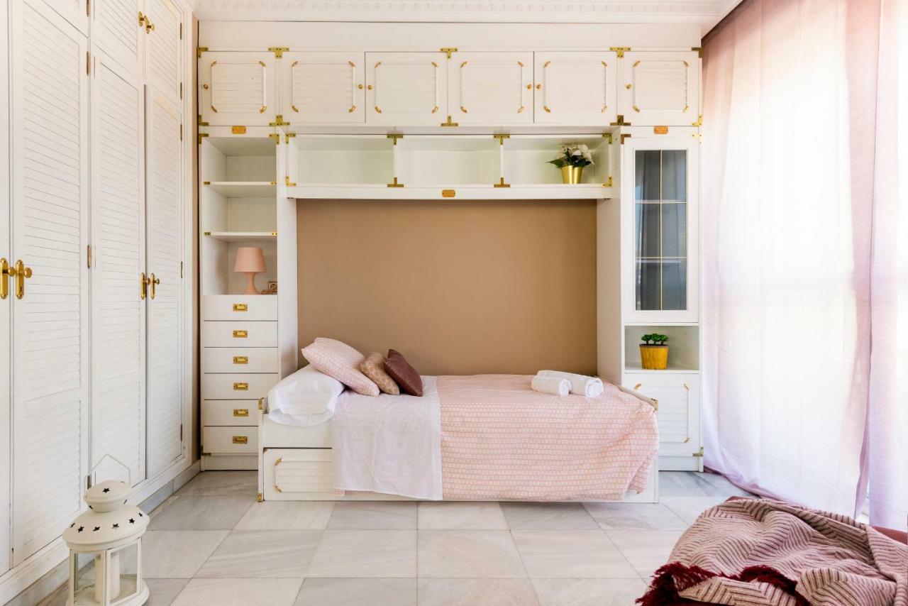 Hsh Suites Magdalena Seville Luaran gambar